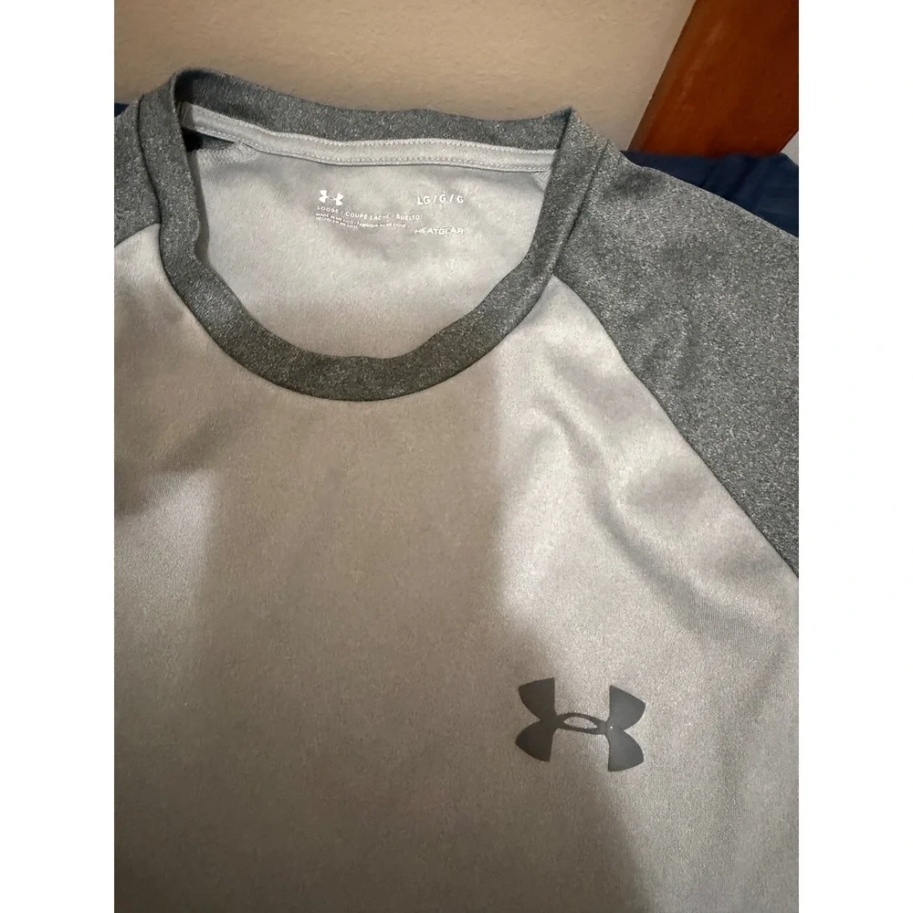 Nike Running Dri-FIT & Under Armour HeatGear Mens Athletic Shirts Bundle Large